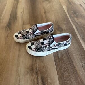Vans Classic Slip-On Patchwork Floral Checkerboard – Women’s Size 7